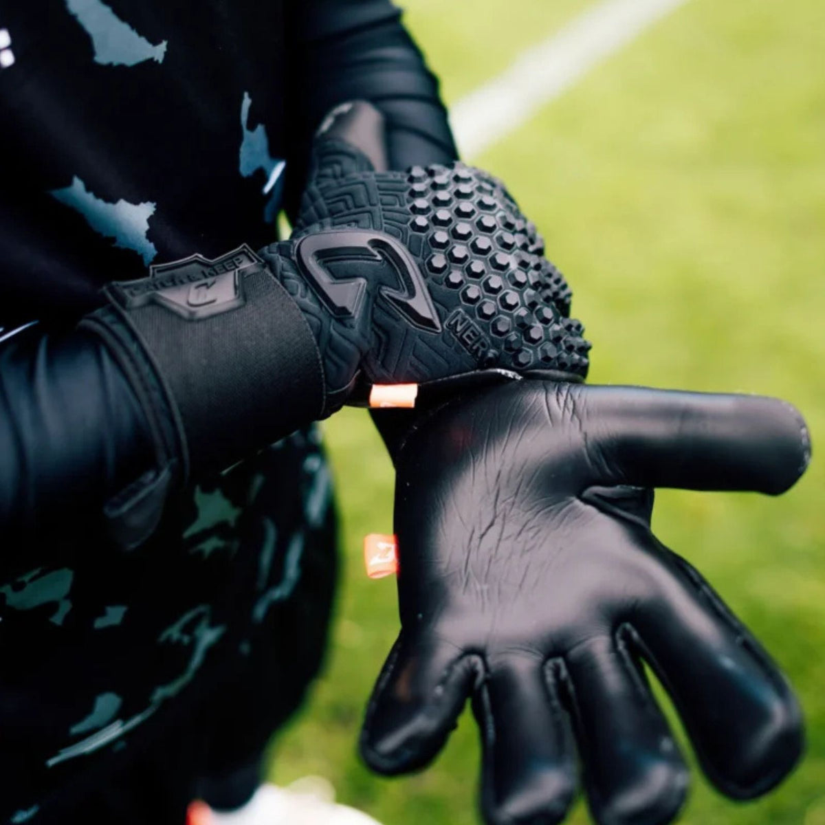 Fussballhandschuhe Nero Deep Dark Gr. 9 Torwart Goalie Handschuhe