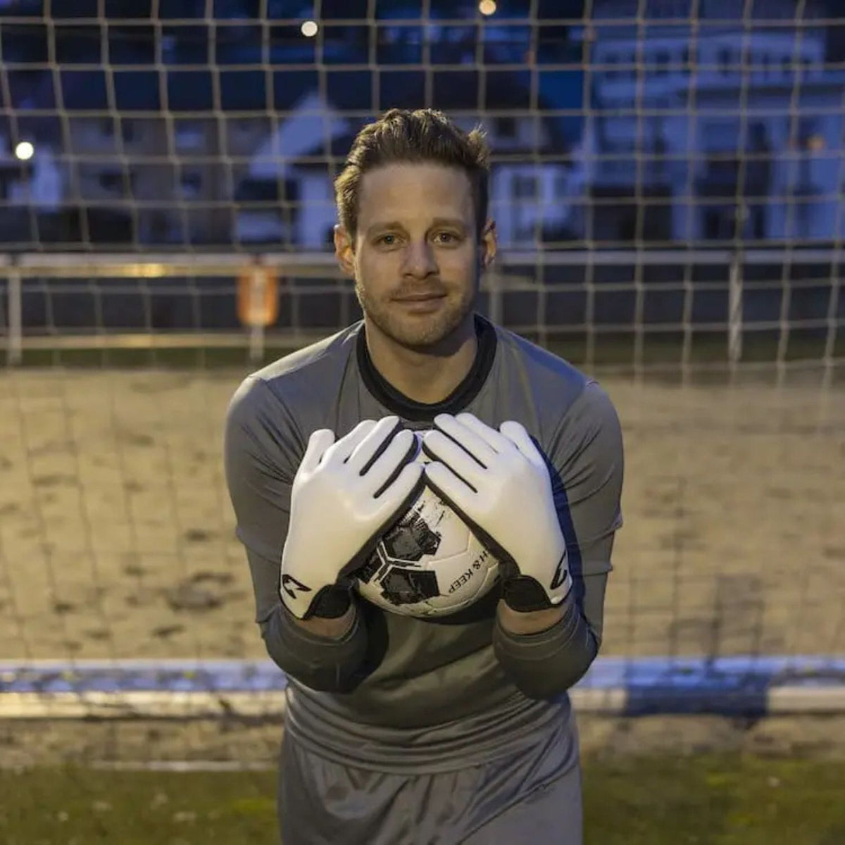 Fussballhandschuhe Ultimate Glove Gr. 11 Torwart Goalie Handschuhe